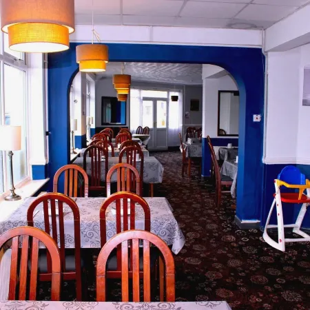 Henson Hotel
