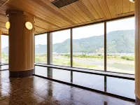 Riverside Uedakan - น้ำพุร้อน