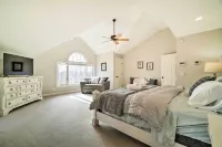 Relax Poolside! Family Getaway in Nashville Area - 3-Star