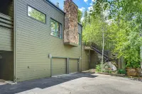 Avon Duplex w/ Hot Tub: Near Vail Hiking & Golf! - 3-Star