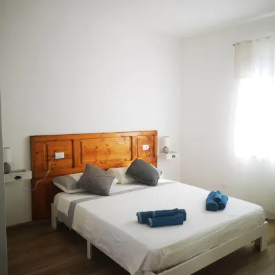 La Casetta Hotels near The Blue Boat CinqueTerre Tour