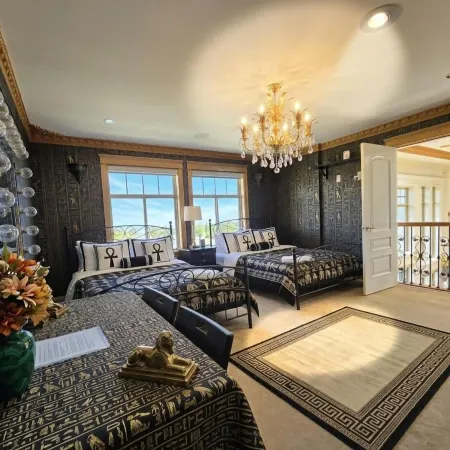Royal Boutique Hotel