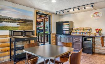 Super 8 by Wyndham Cody
