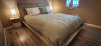 Cozy Cottage on 4 Acres - 3-Star