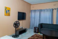 Spacious 3-Bedroom House Rental Near Victoria Falls - 2 stjerner