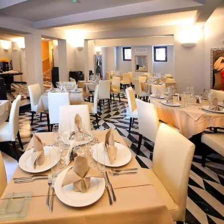 Vigo Hotel