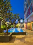 Front One Hotel Purwodadi - Kolam Renang
