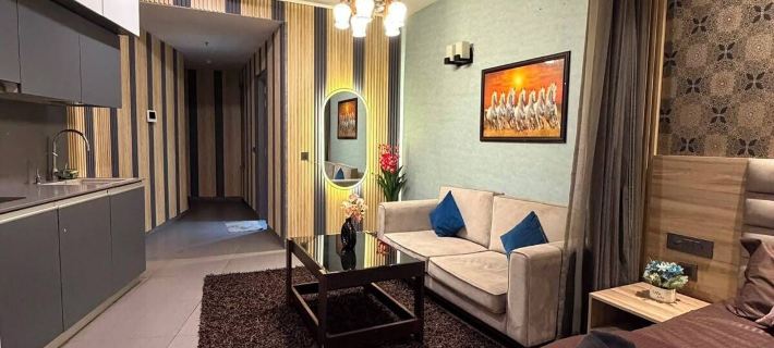 The Spira Skyline Stay Hotels in Noida