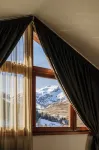 Montana Lodge & Spa, by R Collection Hotels - Mountain view