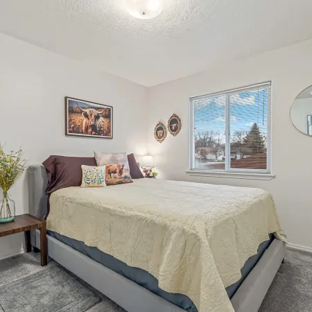 Cozy 3BR Nampa Home • Spacious Yard + Smart TV