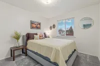 Cozy 3BR Nampa Home • Spacious Yard + Smart TV - Villas