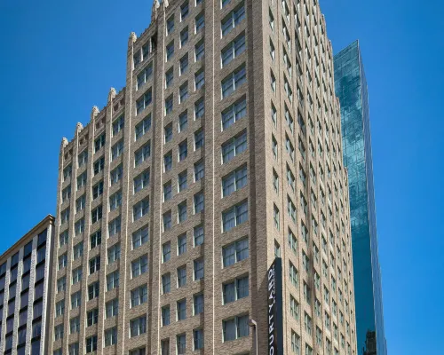 沃斯堡市區/布萊克斯通萬怡酒店 鄰近熨斗大廈的酒店