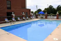 Hampton Inn High Point - Swimmingpools