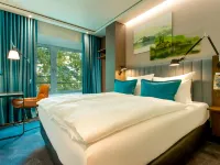 Motel One Stuttgart-Hauptbahnhof Hotels near Stuttgart Opera