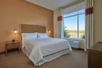 Four Points by Sheraton Sherwood Park - Pools
