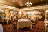 Sheraton Pilar Hotel & Convention Center - 5-Star