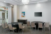 Hampton Inn & Suites Clearwater Beach - 3-Star