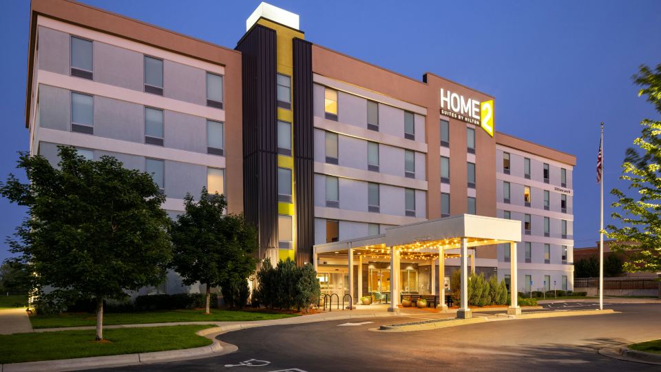 Home2 Suites by Hilton Roseville Minneapolis