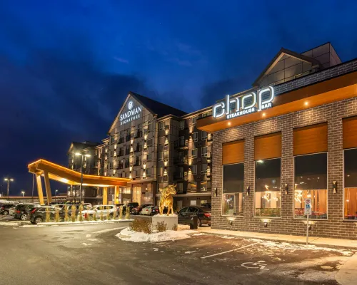 Sandman Signature Ottawa Airport Hotel Hotels near EY Centre
