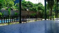 Laman Riverside - Bed and Breakfasts