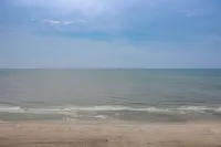 15th-floor Balcony! Myrtle Beach Oceanfront Oasis - Lejligheder