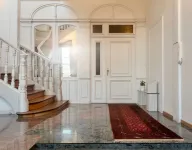 Elegant Studio in Verdant Mulhouse Mansion - 2-Star