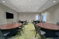 Home2 Suites by Hilton Atlanta Airport North - parking