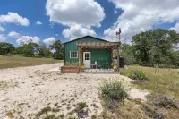 The Stargazer Cabin - A Boutique Hill Country Retreat - Chalets