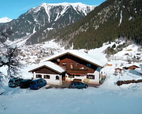 Brandl 블루덴츠 호텔