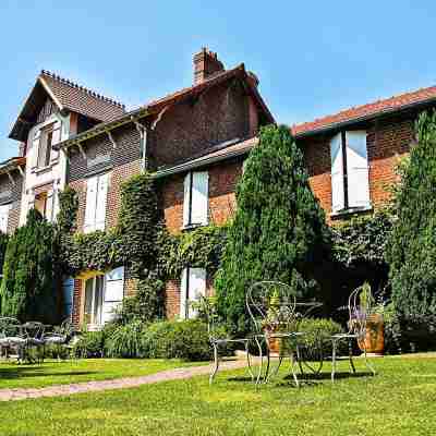 Les Granges d'Haillancourt Hotel Exterior