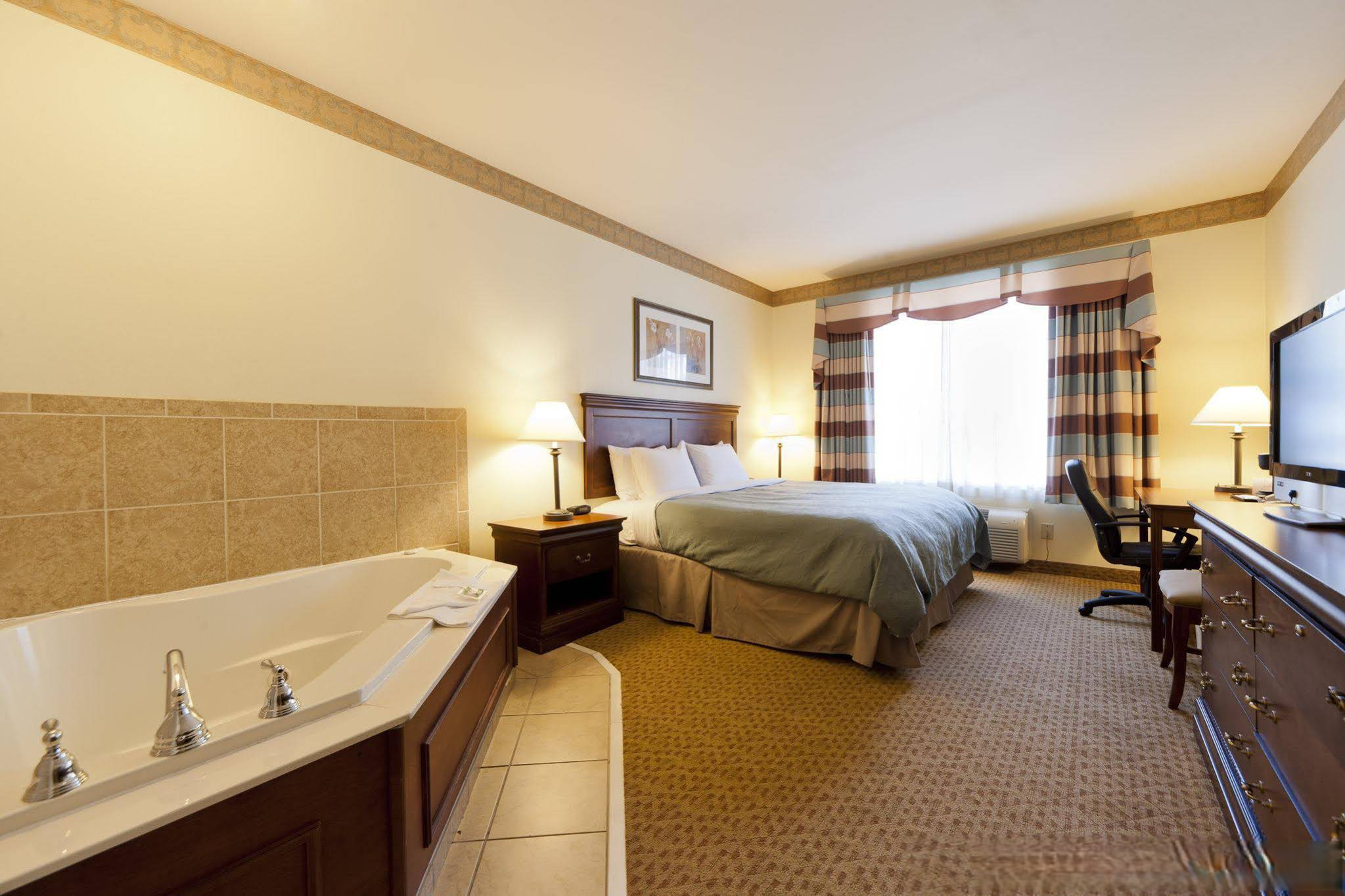 Country Inn & Suites by Radisson, Smyrna, GA