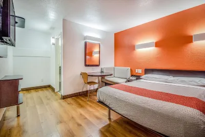 Motel 6 Conroe, TX Hotels in Conroe