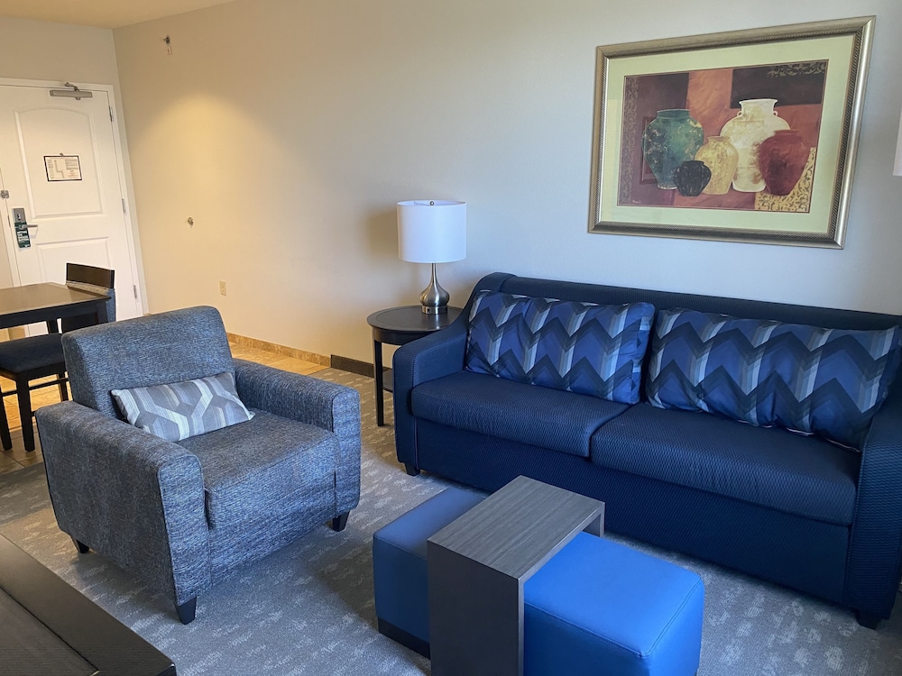 Homewood Suites by Hilton Decatur-Forsyth