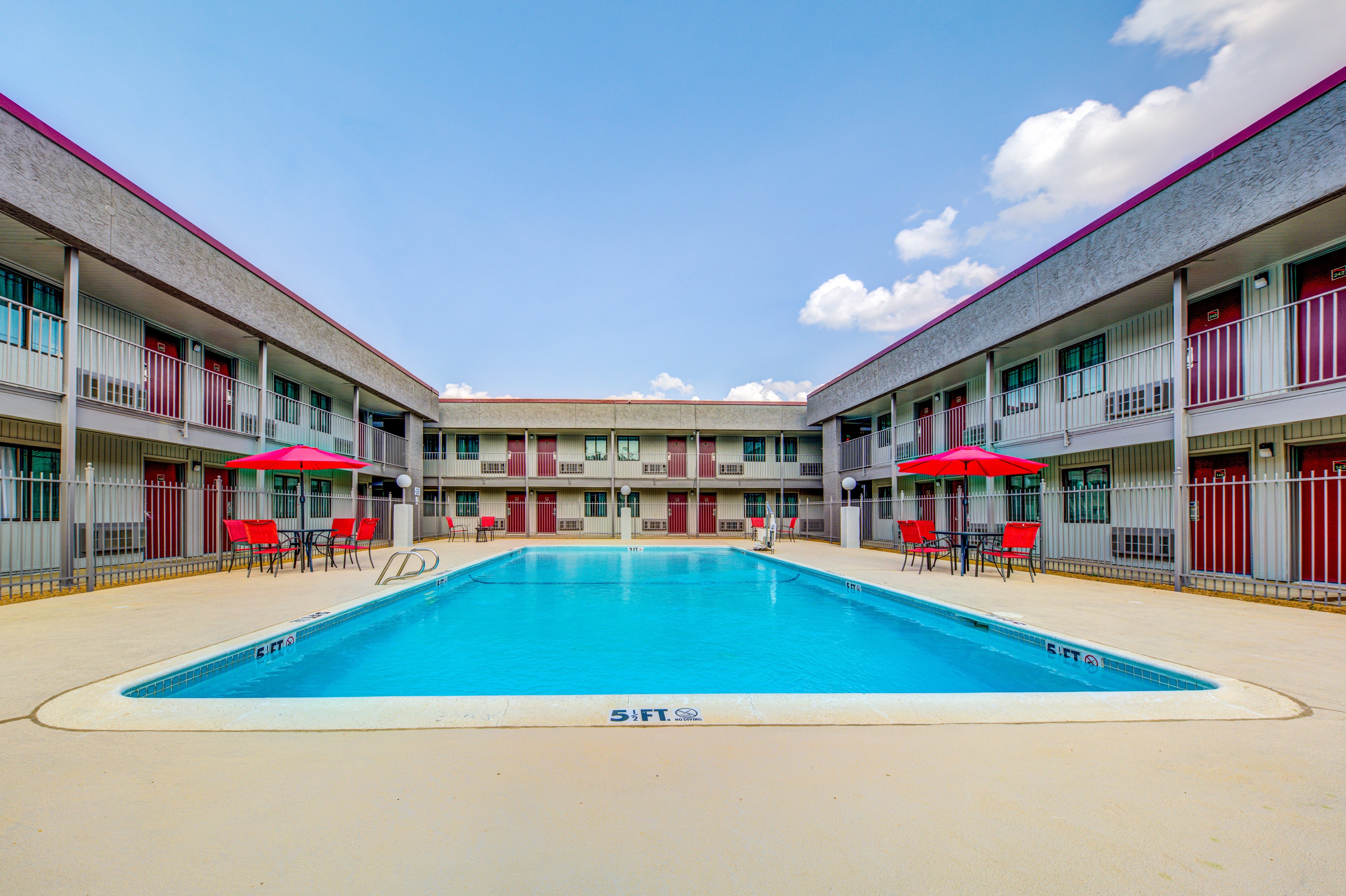 Red Roof Inn Lewisville