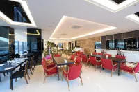 Geoje Artnouveau Suite Hotel