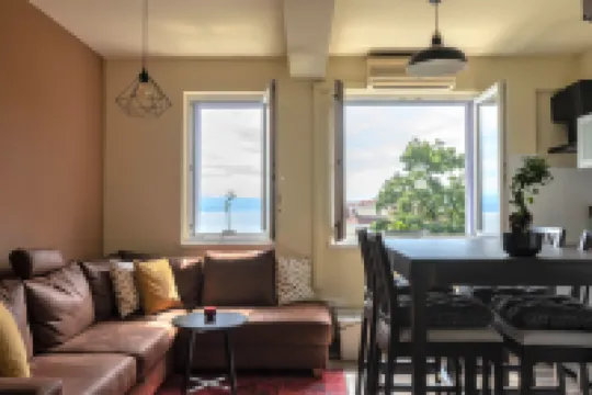 Apartment with Seaview