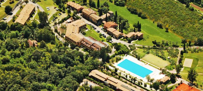 Poiano Resort Appartamenti コステロマーノのホテル