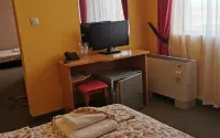 ATM Modeva Chernomorets Hotels in Tschernomorez