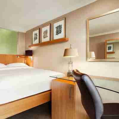 Hilton Birmingham Metropole Rooms