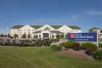 Hilton Garden Inn Grand Forks-Und Hotels near First Presbyterian Grand Forks - Church on the Edge