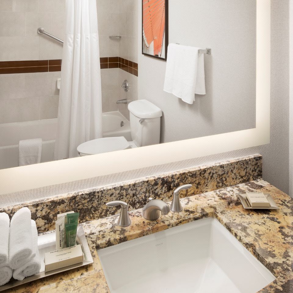 ヒルトン ユニバーシティ オブ フロリダ コンフェレンス センター ゲインズヴィル ホテル ゲーンズビル を宿泊予約 22年安い料金プラン 口コミ 部屋写真 Trip Com