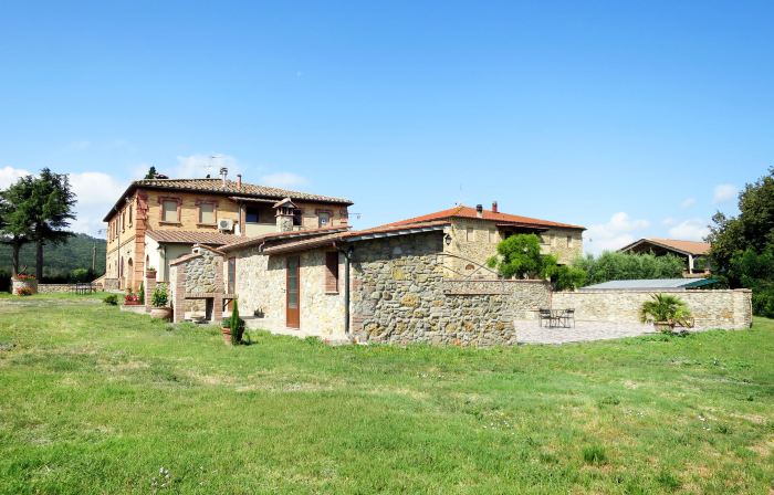 Holiday Home Podere Sant'Elisa-2 by Interhome