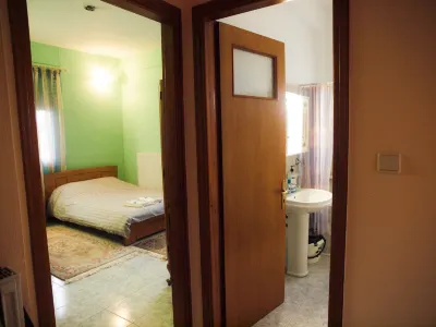Charming Trikala Apartment with Garden & Central Heating Hôtels à proximité de : Lithaios Central Bridge