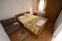 Studio Apartment 3, First Floor Hotels near beach Mezaroca