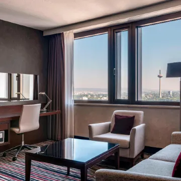 Frankfurt Marriott Hotel Отели рядом с достопримечательностью «Выставочный и конгресс-центр Kap Europa»
