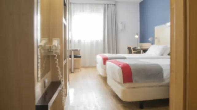 Holiday Inn Express VALENCIA - BONAIRE by IHG Hotels in 