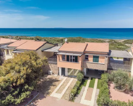 Baia Delle Mimose Hoteles en Badesi