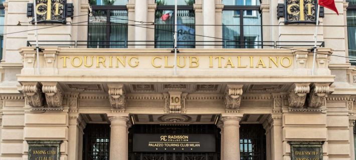 Palazzo Touring Club Milan, A Radisson Collection Hotel Hotele w: Mediolan