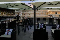 Golden Tulip Rome Piram - Bar