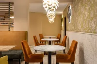 Radisson Serviced Apartments Antananarivo City Centre - breakfast